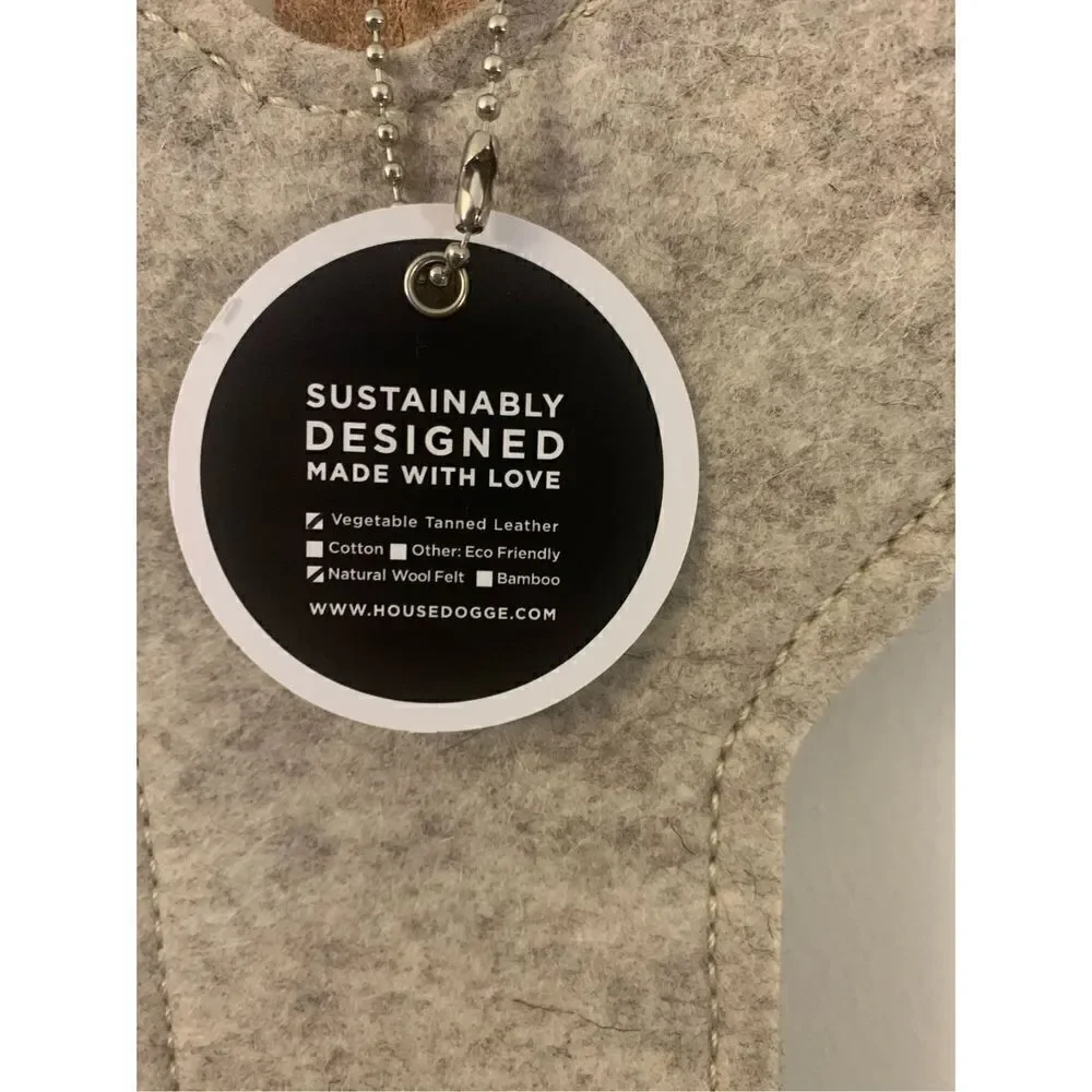 House Dogge Merino Wool Waste Bag and Dog Treat Dispenser
